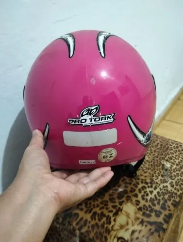 Capacete a venda 