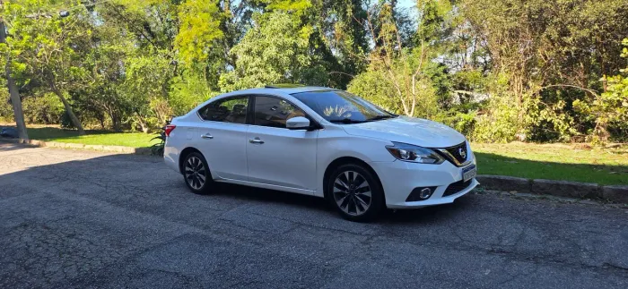 Nissan Sentra SL 2.0 Flexstart 16V Aut. 2017