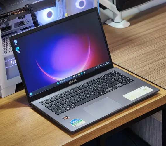 Notebook Ryzen 5 com Vega 8