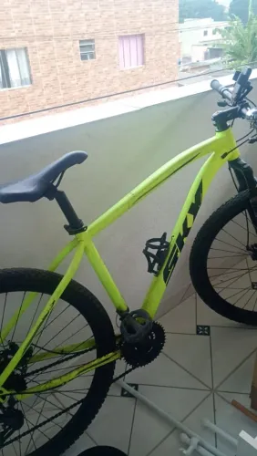 Vende _se bicicleta , em ótimo estado