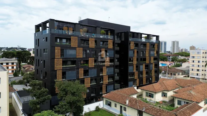 Apartamento no Alto da Xv | 136M² | 3 Quartos suíte | Área para churrasqueira | Acessso po