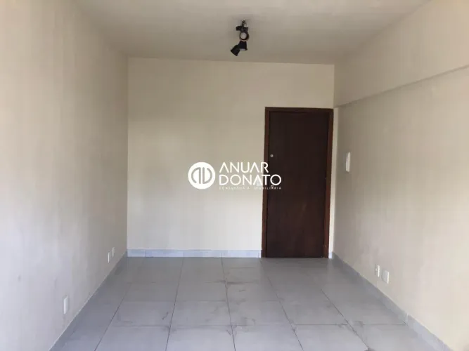 Funcionários - Sala(s) à venda na Anuar Donato