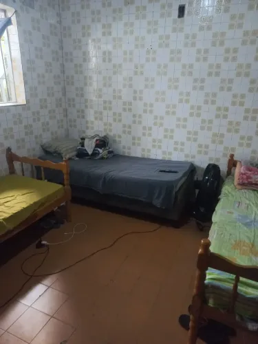 Vagas compartilhadas para rapazes