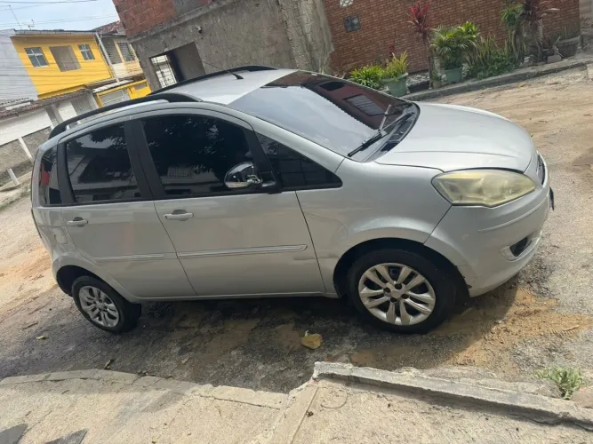 Fiat Idea Attractive 1.4 Fire Flex 8V 5P 2015