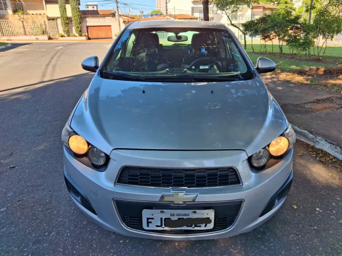 Chevrolet Sonic HB LT 1.6 16V Flexpower 5P Mec. 2013