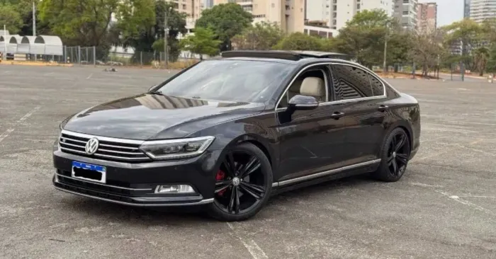 Volkswagen Passat Highline 2.0 TSI 220cv Tip. 2018