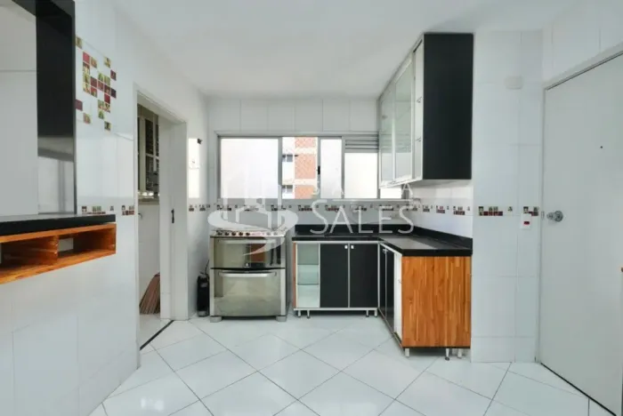 Aluguel de apartamento em Perdizes, São Paulo-SP, com 3 quartos, 1 suíte, 3 banheiros, 2 v