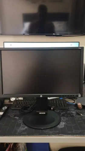 Monitor HP E2011P 20" com Base Ajustável