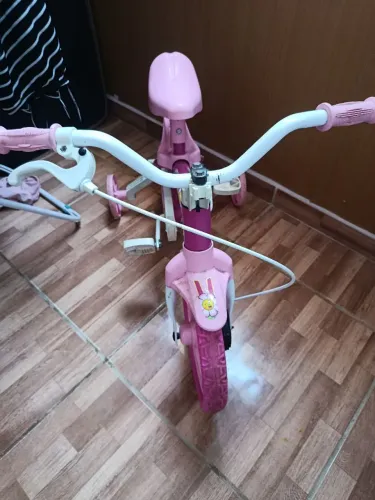 Bicicleta infantil menina