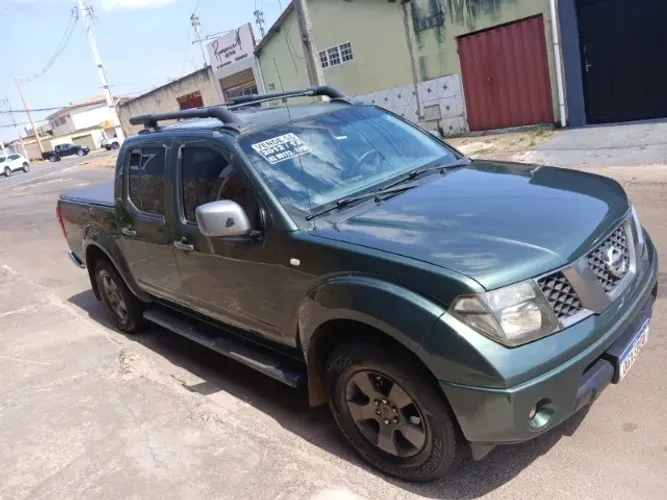 Nissan Frontier SE Attack CD 4X4 2.5 TB Diesel 2013