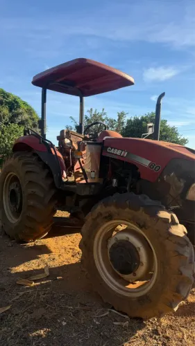 Trator case farmal 80 - 25000 horas - 2014