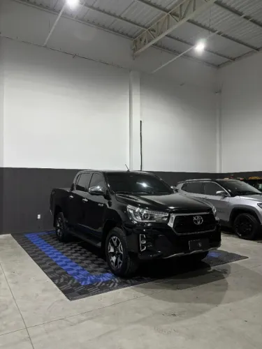 Toyota Hilux CD SRX 4X4 2.8 TDI 16V Diesel Aut. 2020