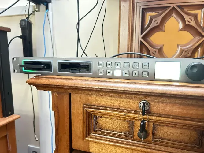 Blackmagic Hyperdeck Studio 2 Hd (Usado)