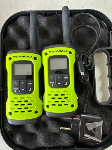 Radio Comunicador Motorola Talkabout T600 H2O - Par - A prova d'agua IP67