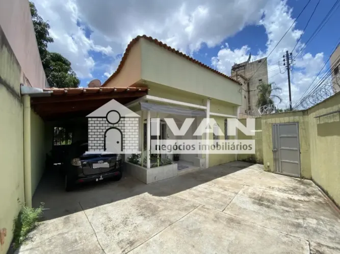 Casa para venda no bairro Nossa Senhora Aparecida