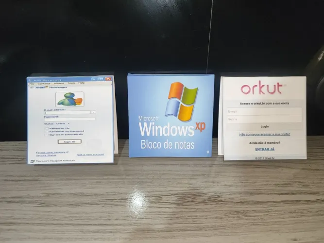 Kit com 3 blocos de nota, windows Paint, Orkut MSN Mensseger