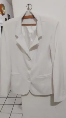 BLAZER BRANCO , TODO FORRADO POR DENTRO.