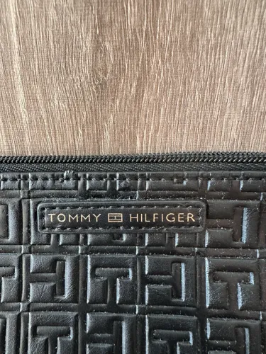 Tommy Hilfiger carteira zíper ok linda imponente veja fotos ! importada ! Campinas cambuí