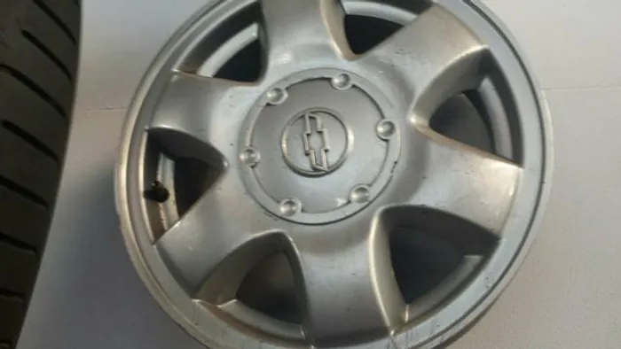 Roda aro 14 GM Cobalt Prata Corsa 4X100 Jogo original