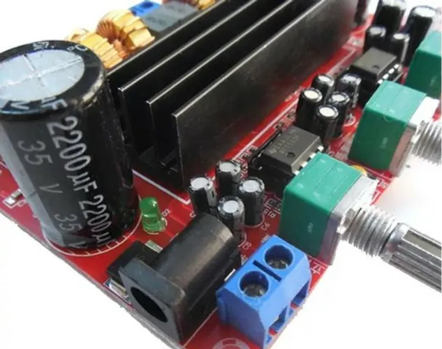 COD-AM272 Placa Amplificador 2.1 Compacto 50w+50w+100w 200w Rms Arduino Automação